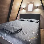 Oaza Mira Brutusi 펜션 Trnovo